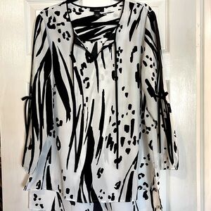 ALFANI ABSTRACTION Split-Sleeve Top L